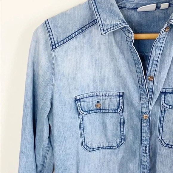 BP. 100% cotton Light Wash Denim Chambray long sleeve Top size small - Picture 3 of 9